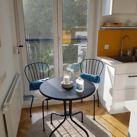 Apartman Blick Ueber Mit Terrasse *
