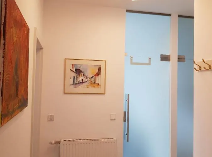 Blick Ueber Mit Terrasse