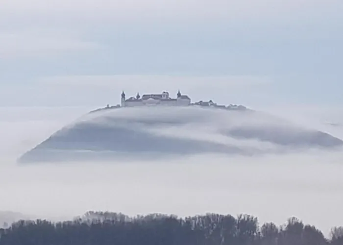 Blick Ueber Mit Terrasse